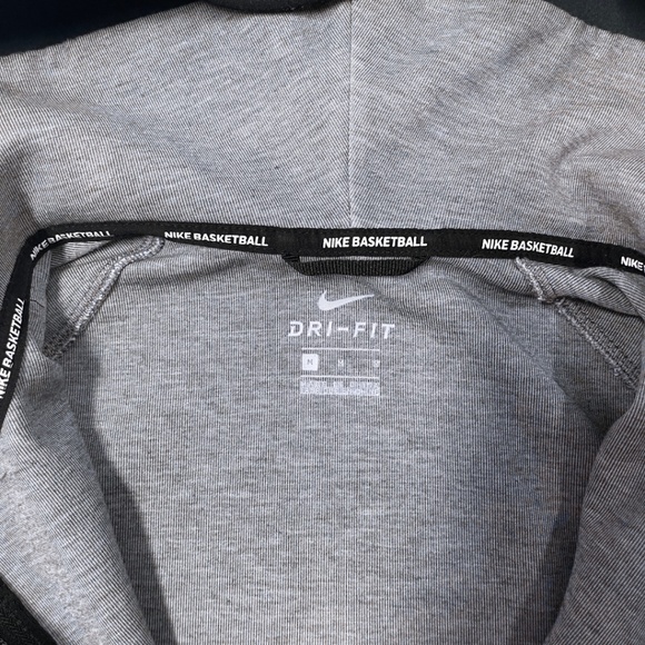 Nike Basketball Full Zip Hoodie - Picture 5 of 5